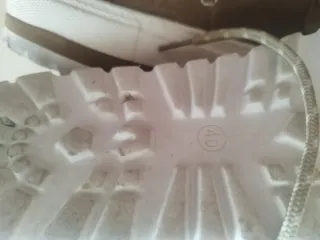 Botas piel Sixty Seven flecos Talla 40 sin uso