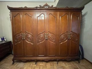 Armario ropero vintage de madera maciza