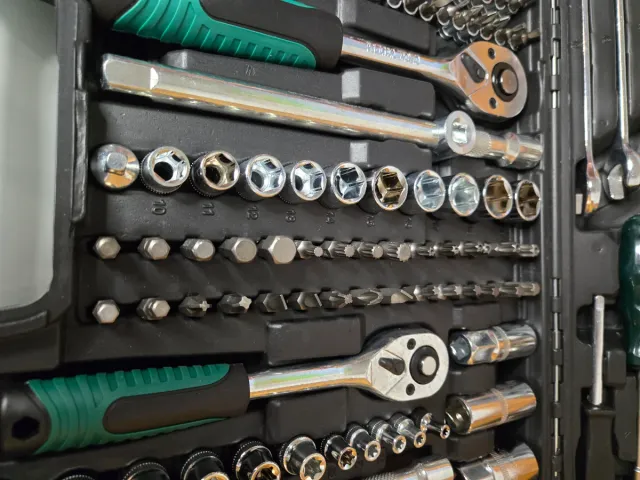 Maletín Herramientas Profesional 216 Piezas