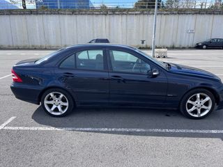 Mercedes-Benz Clase C 2007