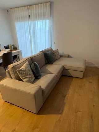 Sofá Kivik 3 plazas con chaiselongue