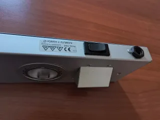 Barra illuminazione alluminio sottopensile presa