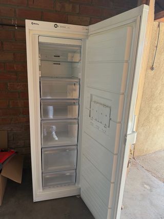 Nevera y Congelador Balay