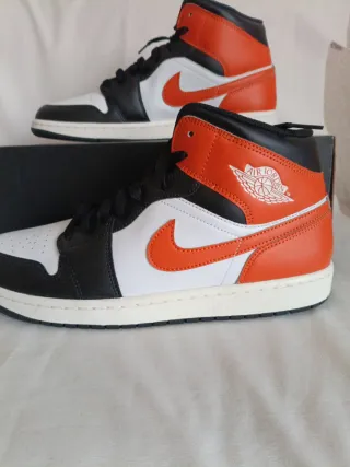 Nike Air Jordan 1 Mid Talla 47