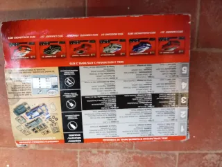 Maqueta Revell 2013 Challenger SRT8 1:25