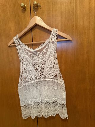 Camiseta Cortefiel encaje tirantas Talla S