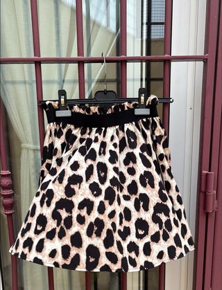 Falda corta animal print talla S