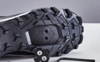 Zapatillas Ciclismo MTBNegras + calas incl.