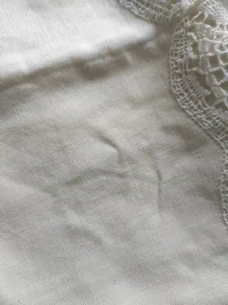 Cojín de lino con bordado