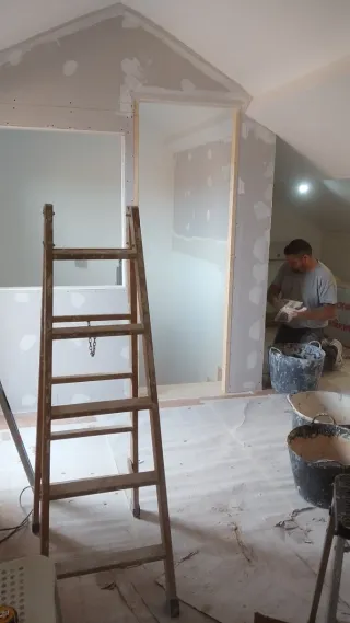 Servicios de alicatados y Pladur