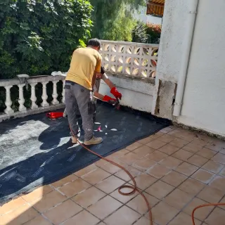 Servicios de alicatados y Pladur