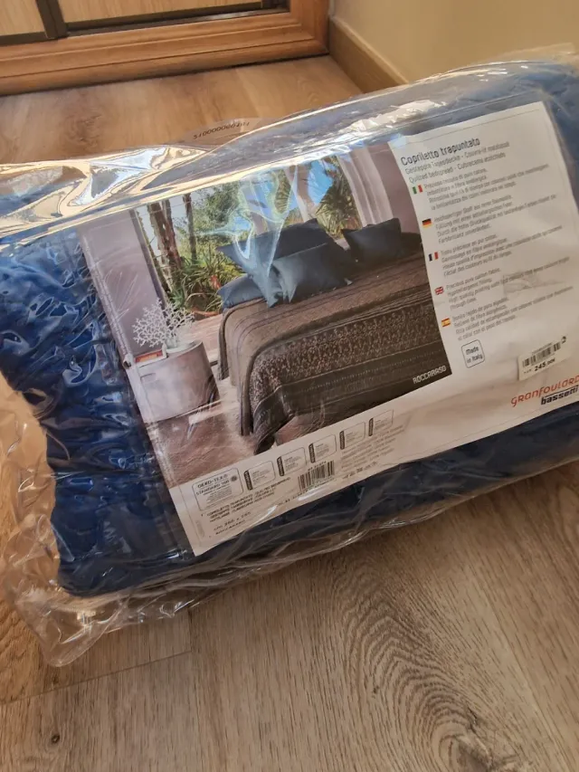 Cubrecolcha Bassetti