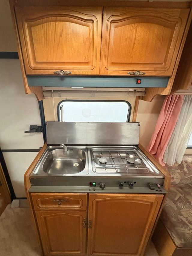 Caravana Moncayo Alhambra 430