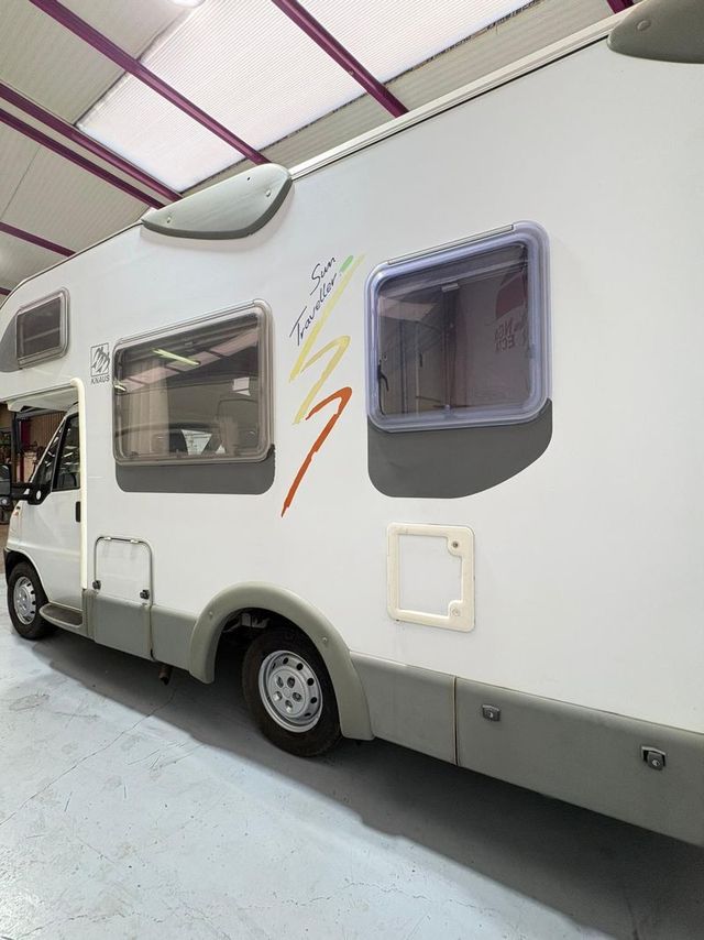 AUTOCARAVANA Fiat 2800 125 CV