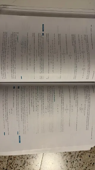 Libro di matematica per università