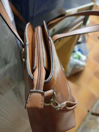 Borsa a mano in ecopelle marrone