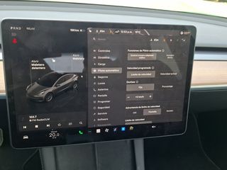 Tesla Model 3 Gran Autonomía 4WD 366 kW (498 CV)