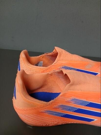 Botas de fútbol F50 League Laceless FG/MG Adulto Naranja