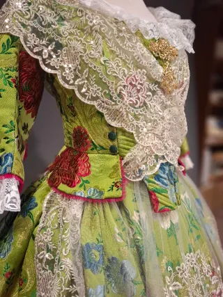 Alquiler Traje Fallera Adulta Completo