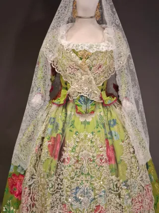 Alquiler Traje Fallera Adulta Completo