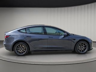 Tesla Model 3 Gran Autonomía 4WD 366 kW (498 CV)