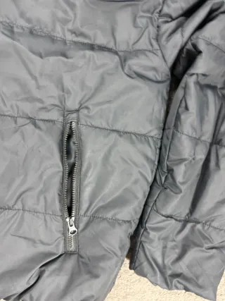 ¡¡OFERTA!! Talla S Chaqueta Nike Negra con Capucha