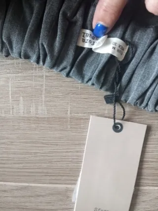 Pantalones grises Sfera