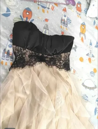 Vestido fiesta palabra de honor