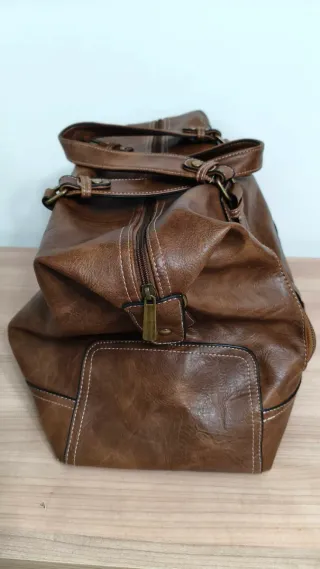 Bolso de viaje de cuero marrón