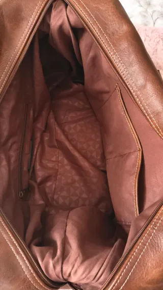 Bolso de viaje de cuero marrón