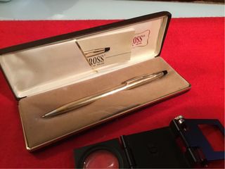 Bolígrafo Cross Chapado en Oro con Estuche