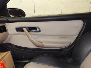 Merc slk230 97 Panel Puerta Coche Interior Beige