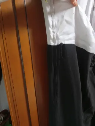 Mono de vestir en dos colores