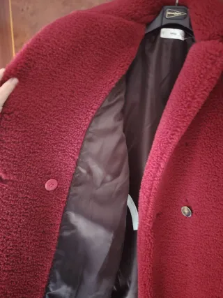 Abrigo borrego rojo Mango