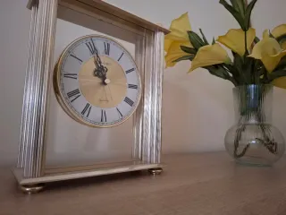 Reloj de Sobremesa Seiko Impecable