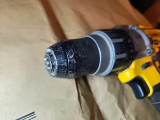 Taladro Percutor DeWALT DCD996N