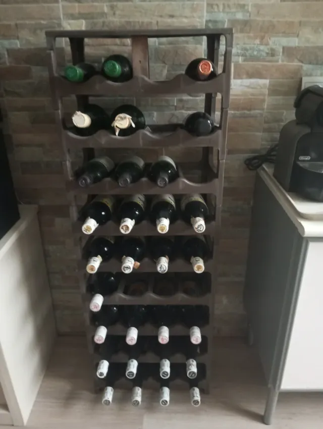 Botellero Plástico Marrón