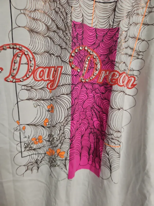 Camiseta Fly Out Day Dream