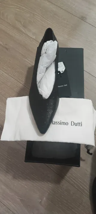 Zapatos Massimo Dutti negros talla 40