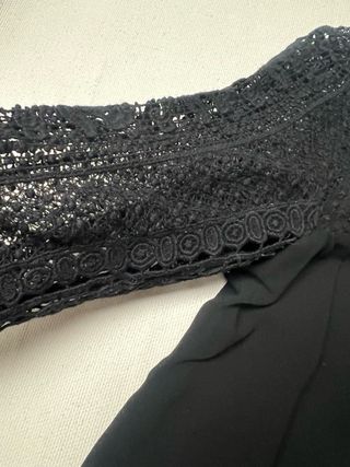 Blusa Zara Encaje Negro