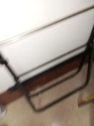 Mesa de dibujo/lectura inclinable