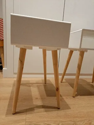 2 Mesitas Noche Modernas Blanca y Madera