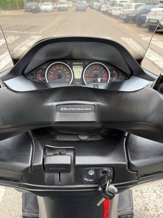 Suzuki Burgman 400 Maxi Scooter 2009