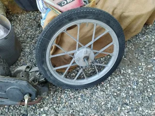 Rueda y motor Vespino aleación