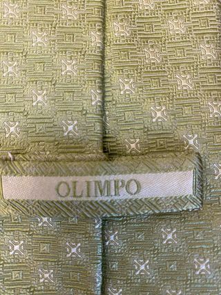 Lote 4 corbatas seda y poliéster