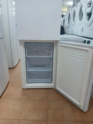 NEVERA COMBI HAIER NO FROST ENERGÍA A+