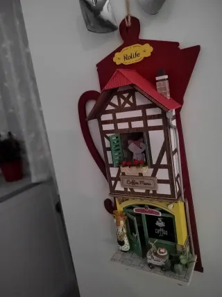Casita miniatura Rolife, bonito colgador