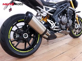 TRIUMPH SPEED TRIPLE 1200 RS