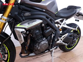 TRIUMPH SPEED TRIPLE 1200 RS