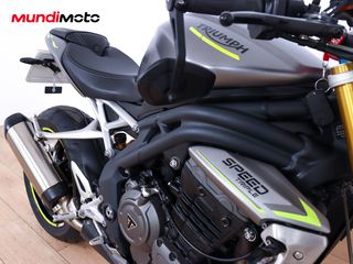 TRIUMPH SPEED TRIPLE 1200 RS